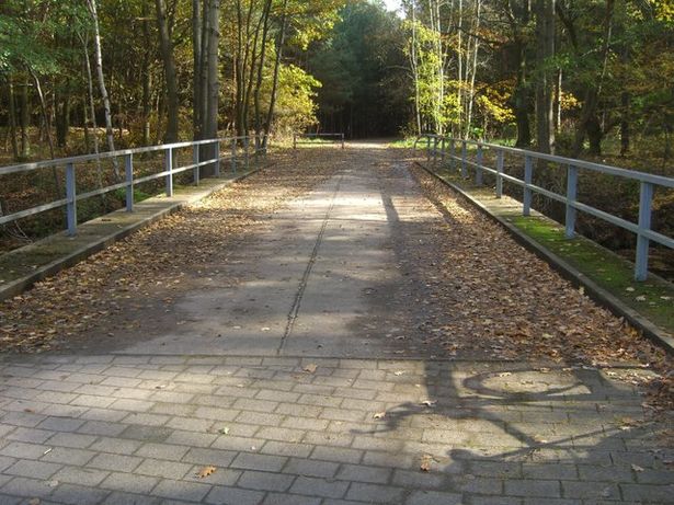 Straße der Jugend Brücke / Stichkanal nördlich Storkower Kanal