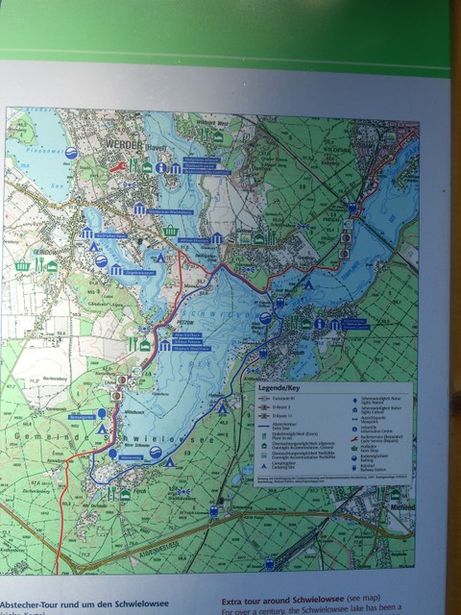Straßenbrücke mit Radweg R 1 / A 10 Berliner Ring
