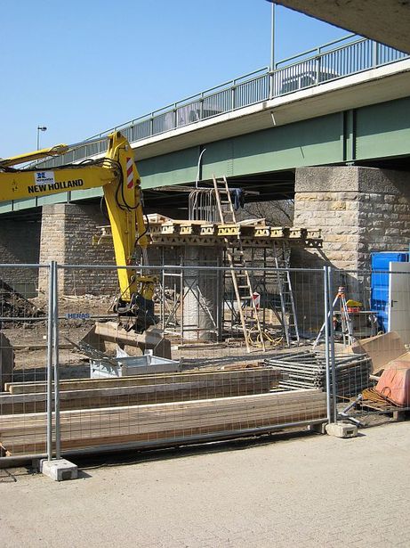 nördlicher Pfeiler ist fertiggestellt