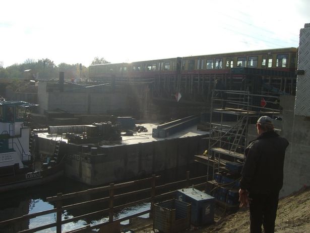 1 Tag vor dem Wechsel eines Überbaus