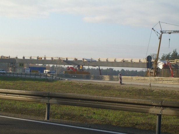 Nordbrücke des AD A 115 ( Avus ) an der Zu- und Abfahrt zur A 10