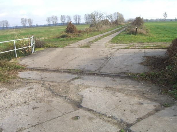 Landwirtschaftliche Wegbrücke / Nebennuthegraben