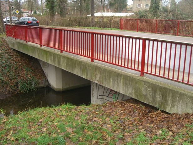 Kienitzer Straßenbrücke / Zülowgraben
