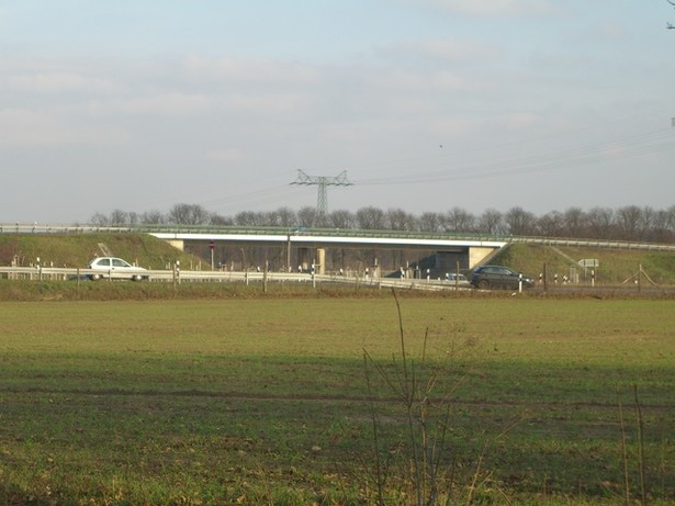 L40 Dorfstraßenbrücke / Bundesstraße 96 neu