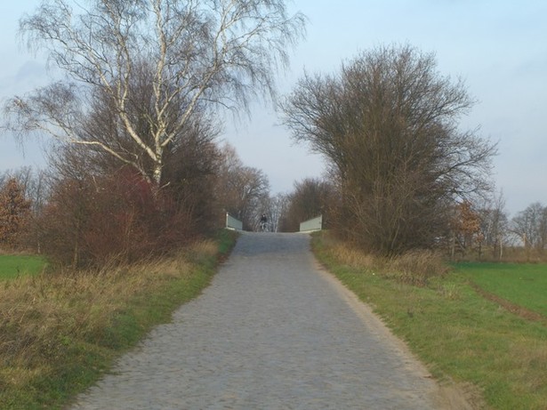 Otto Nuschke Straßenbrücke / Autobahn A 10 Berliner Ring