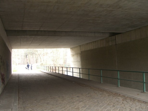 Autobahn A 10 Berliner Ring Brücke / Glasowbach und Waldstraße