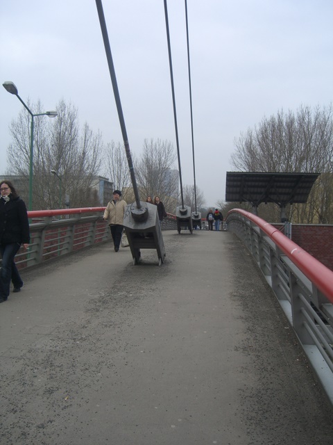 Rad- und Fußwegbrücke verlängerte Newtonstraße/ L40 Nuthestraße