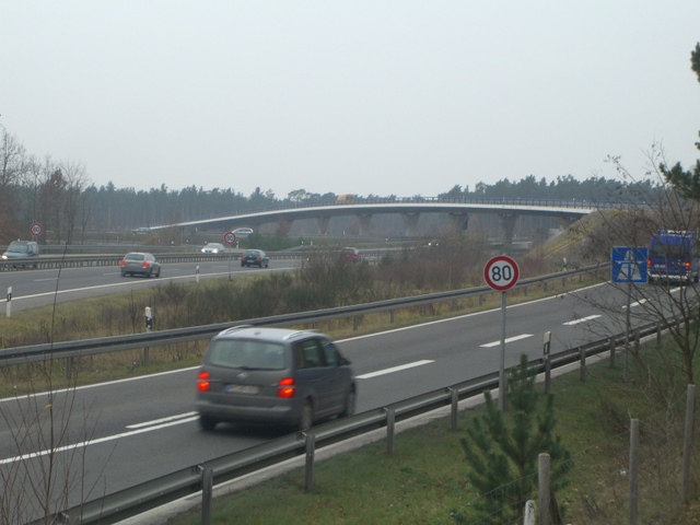 L40 Zufahrtbrücke von Ost nach Süd / A 115 und L40 Nuthestraße
