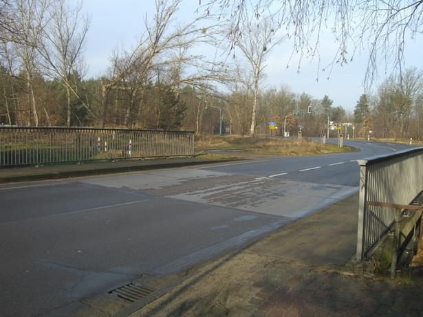 L78 Potsdamer Straßenbrücke / Mühlgraben