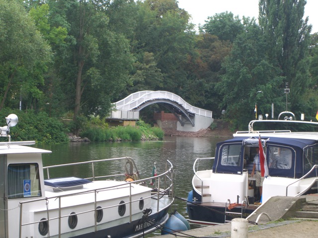 Bauchschmerzbrücke / Stadtkanalumlauf