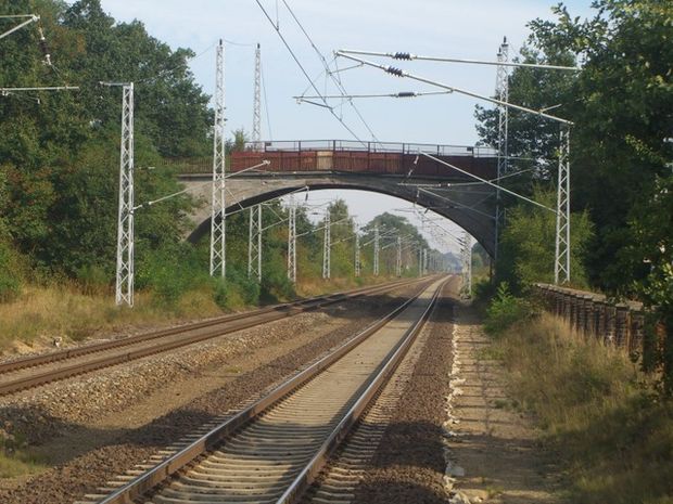 L 71 Dorfstraßenbrücke / EU Strecke Berlin - Elsterwerda
