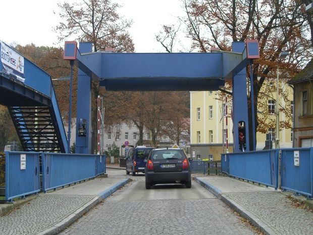 Waagebalken - Zugbrücke Woltersdorfer Schleuse