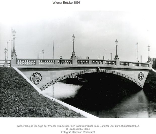 Die historische Wiener Brücke