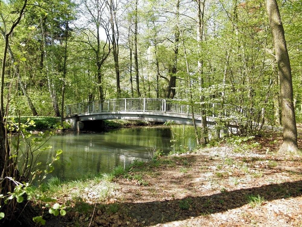 4.Pankebrücke im Bucher Schloßpark