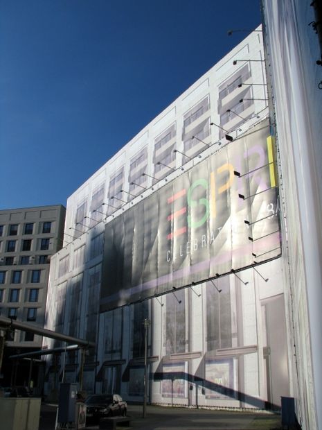 Rohrbrücke Leipziger Platz