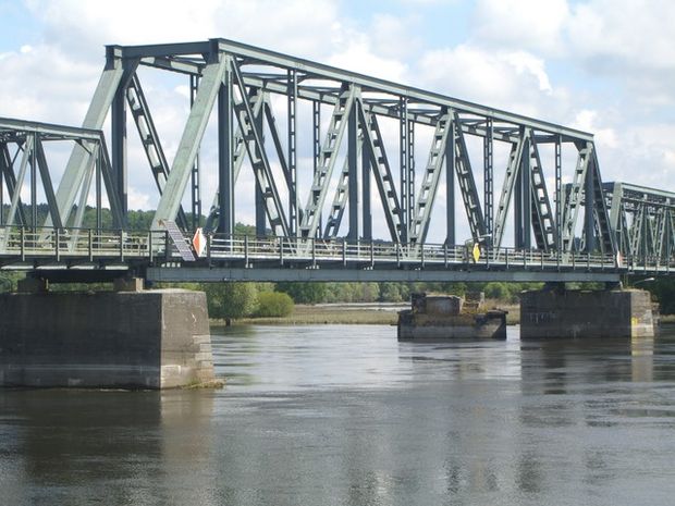 ehem. EÜ Strecke Wriezen - Stargard / Oder, Odra