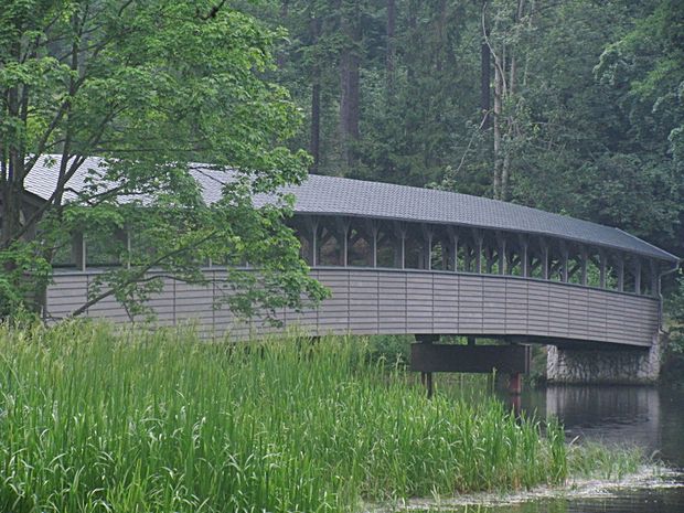 Fußwegbrücke bei Burgk / Saale