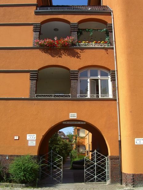 Hausbrücke Lütticher Straße Ecke Ostender Straße