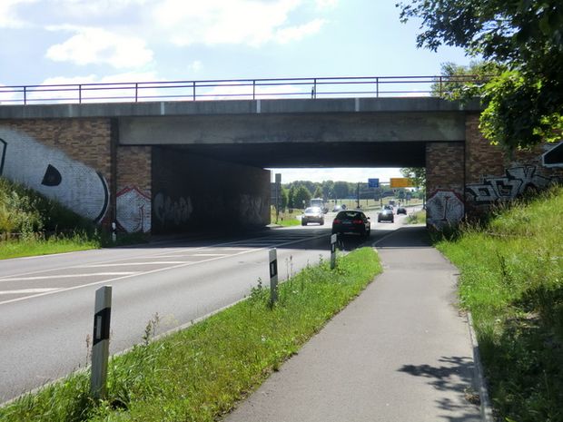 Autobahn A 10 Berliner Ring Brücke / Bundesstraße 273