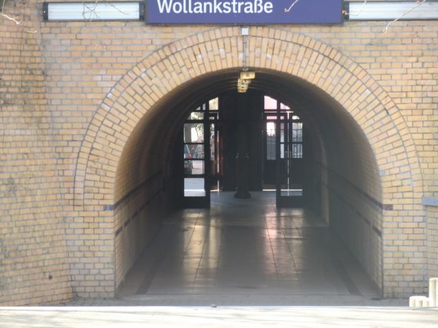 EÜ Strecke Berlin - Hennigsdorf / Durch- u. Zugang Bf. Wollankstraße West