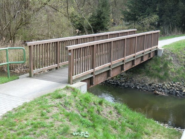 Löcknitzfließbrücke Rad- und Fußweg in Kienbaum