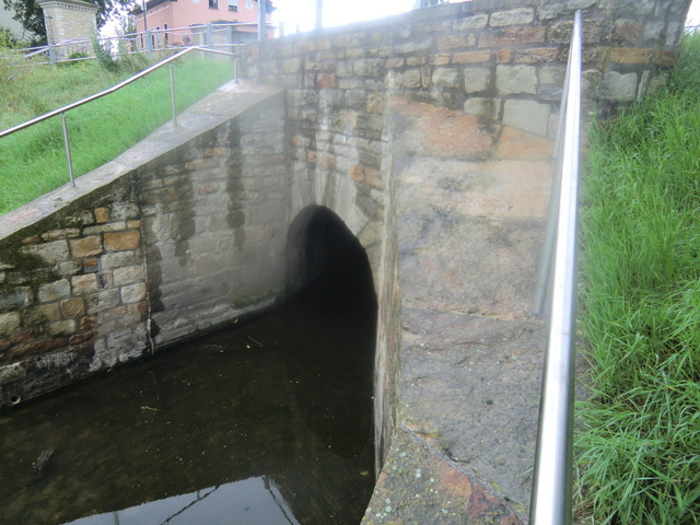L 51 Brückentorstraßenbrücke / Graben