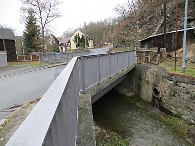 Moschwitzer Straßenbrücke / Tremnitz
