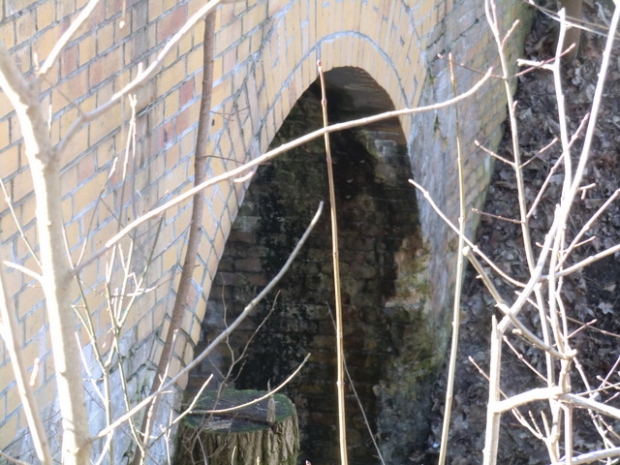 Walzwerkstraßenbrücke / Tongrubenfließ