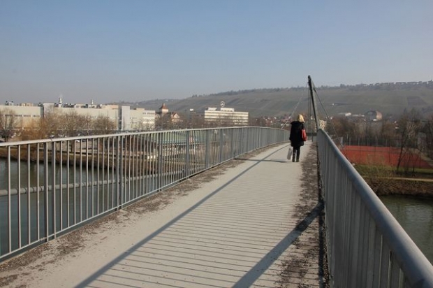 Fußwegbrücke Mettingen / Neckar