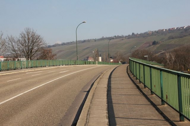 Hans- Martin - Schleier - Brücke / Neckar