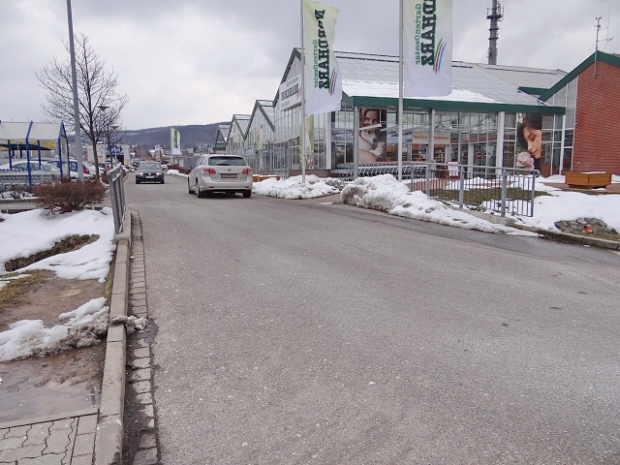 Silstädter Fließgrabenbrücke an der Blumenhalle Nord