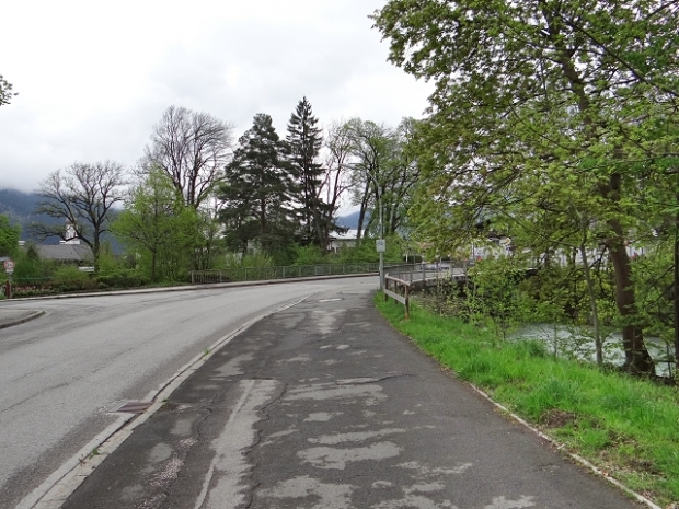 Maxemilianstraßenbrücke / Loisach