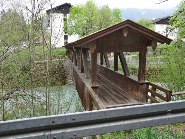 Fußwegbrücke Kramerstraße / Loisach