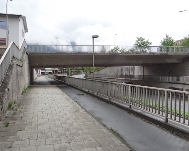 Bahnhofsstraßenbrücke / St. Martin Straße