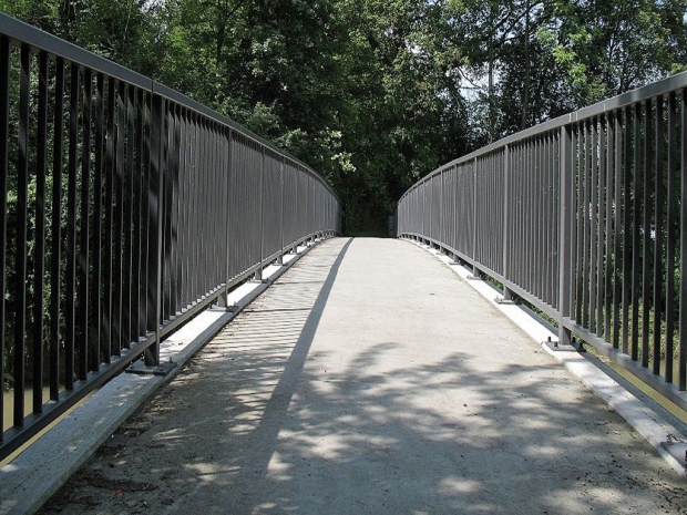Fußwegbrücke Heppachweg / Rems
