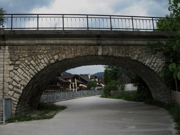 EÜ Strecke Gamisch Part. - München / Partnach und 2 Uferstraßen