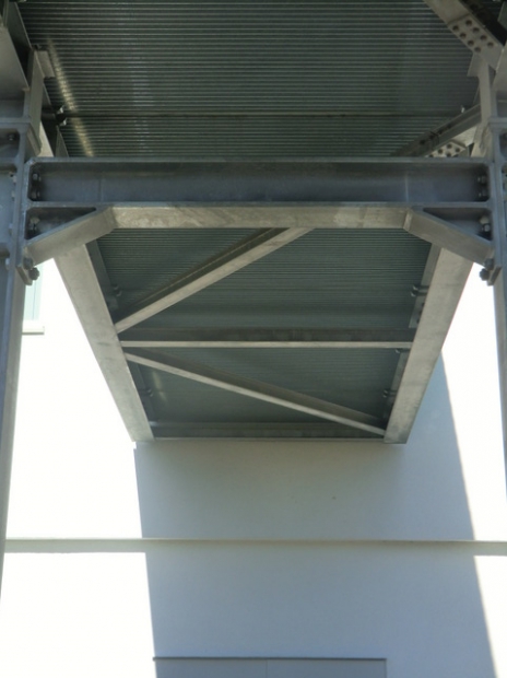 Fußwegbrücke / Meeraner Straße