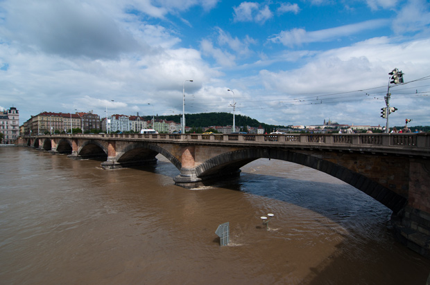 Palacký-Brücke/Hochwasser