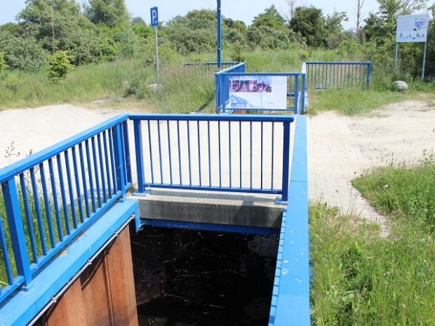 Parkplatzbrücke nahe Küstenstraße und Jemnitzer Schleise