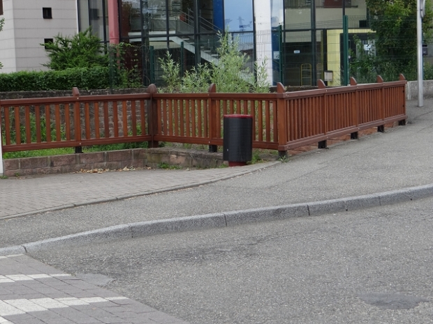 Pont de Rue de l´Abbe Oesterle / Enn e