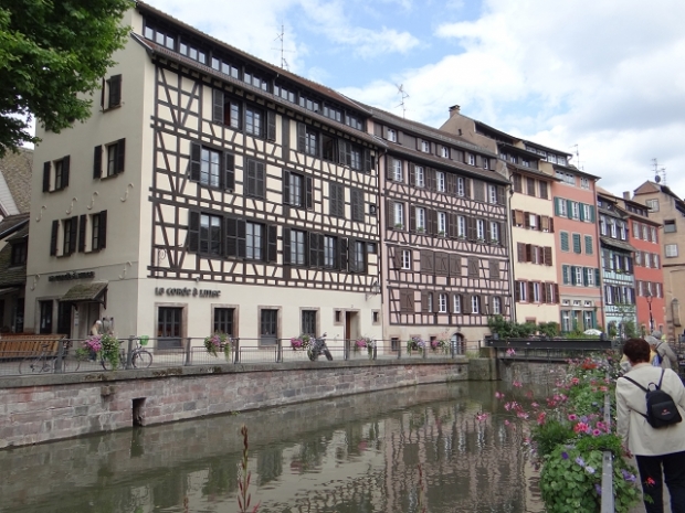 Pont chemin a pied / Ill an der Schleuse