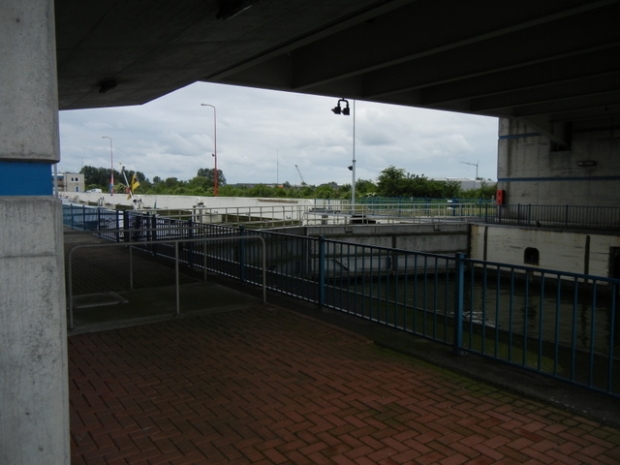 N 359 Straßenbrücke Plattedijk / Prinses Magrietkanaal