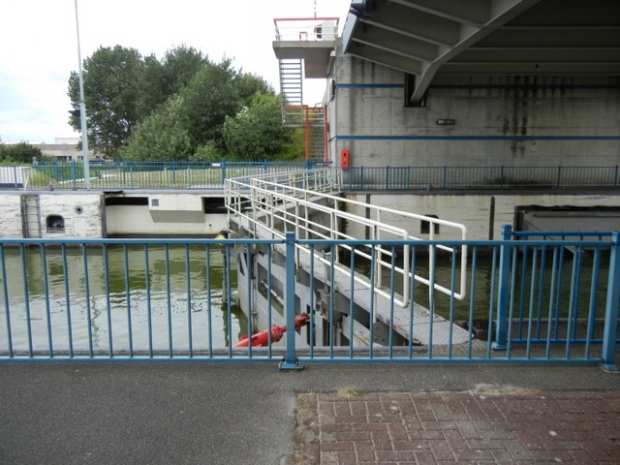 N 359 Straßenbrücke Plattedijk / Prinses Magrietkanaal