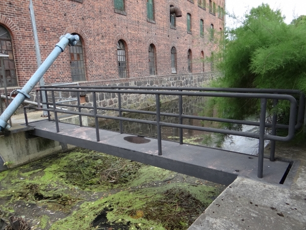 Arbeitswegbrücke am Serrahnwehr