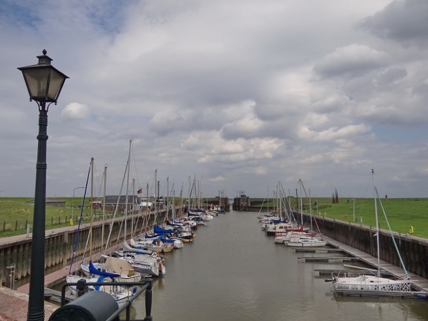 Straßenbrücke Schepperbuurt / Fluß zum Dollart