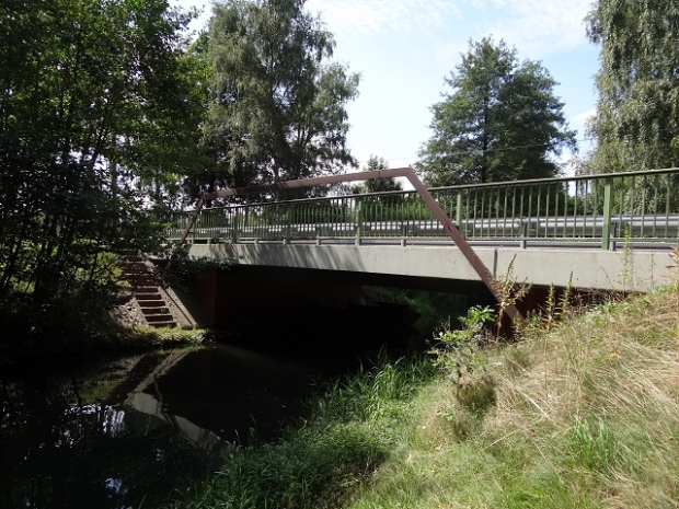 L 541 Naundorfer Straßenbrücke / Südumfluter der Spree