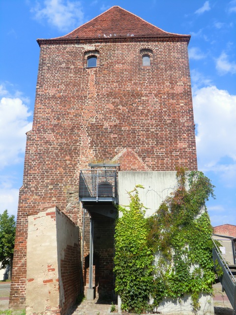 Brücke Treppe - Turm