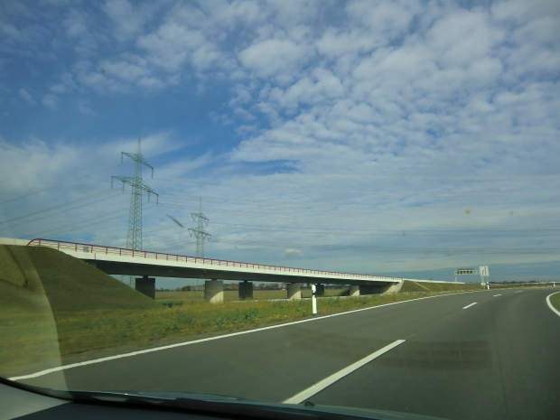 : A 11 Autobahnbrücke nordwestlich des AD Schwanebeck