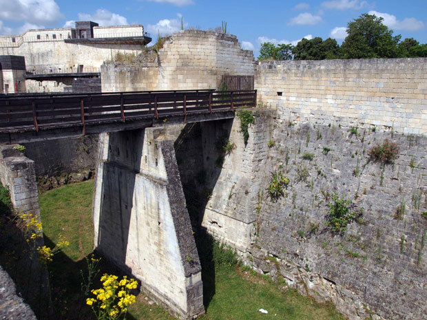 Caen-Château/Brücke 4