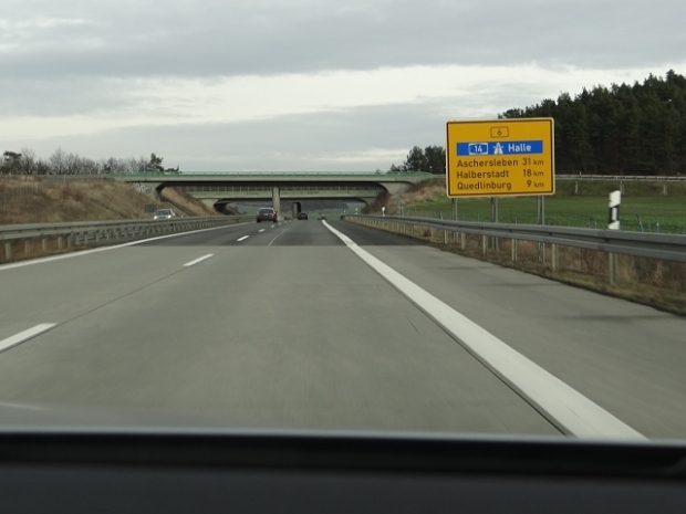 K 2358 Börnecker Straßenbrücke / B 6 neu, im Bildvordergrund